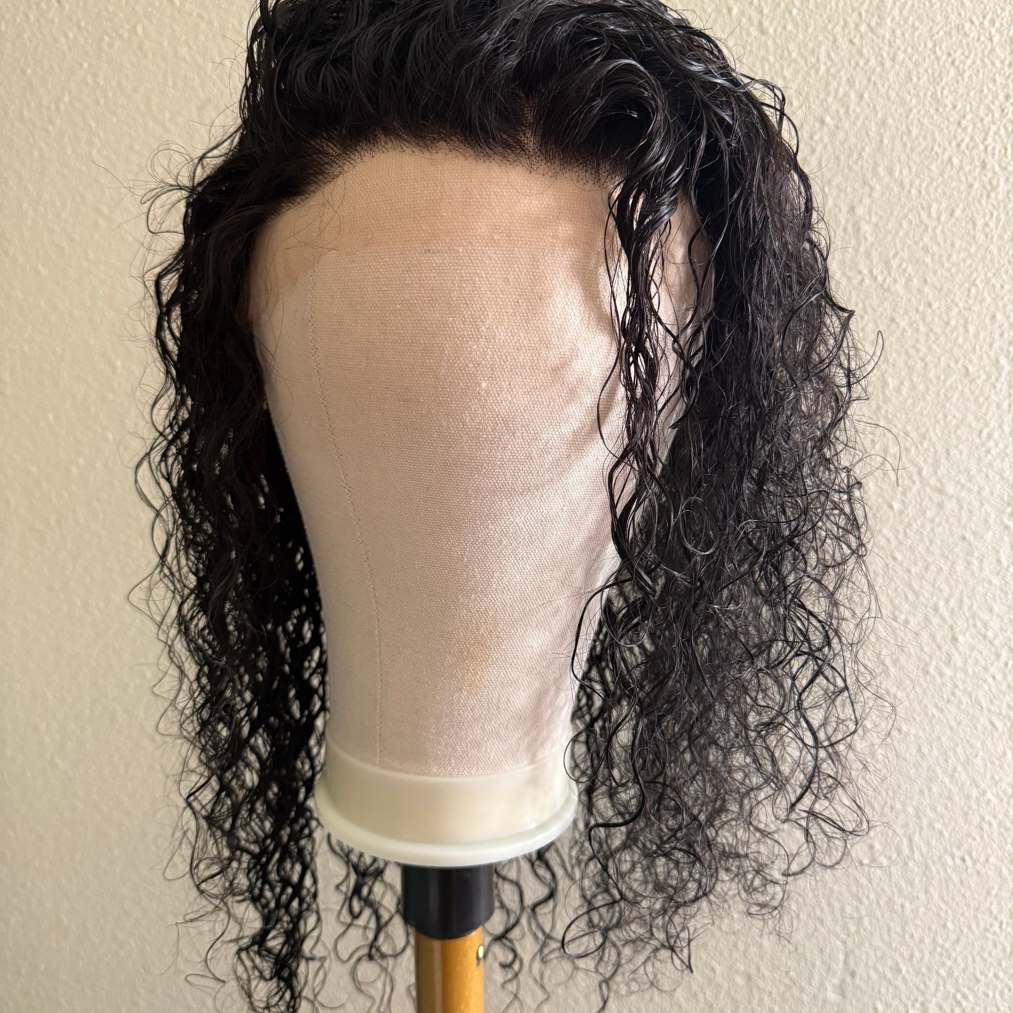 13x4 HD 22” Deep Wave Wig 180% density